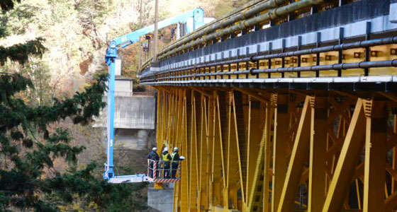 補修補強・維持保全部門BT400による橋梁点検イメージ画像